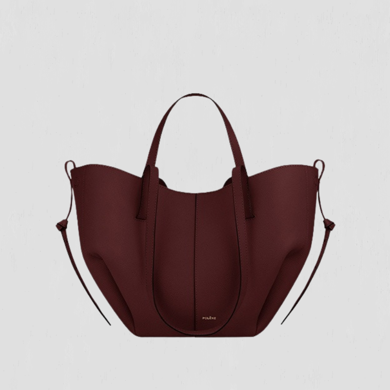 PERNILLA™ – FORMFAST SHOPPINGTASKE MED ELEGANTE RYNKEDETALJER