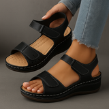 Veera™ ortopædiske sandaler med kilehæl