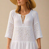 Liv | BLUSE Broderet lethed + strandens elegance